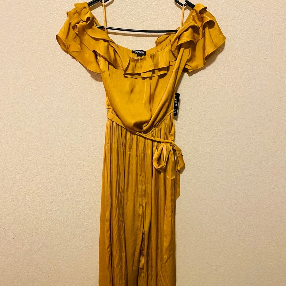 Express pantsuit